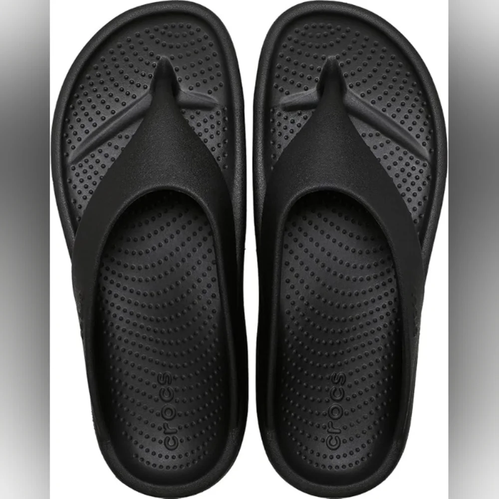 CROCS Men's Mellow Recovery Flip Flops - Picture 2 of 7